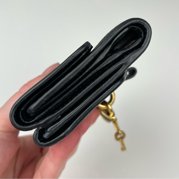 Chloe Grained Calfskin Small Aby Tri-Fold Wallet Black - Picture 5 of 10